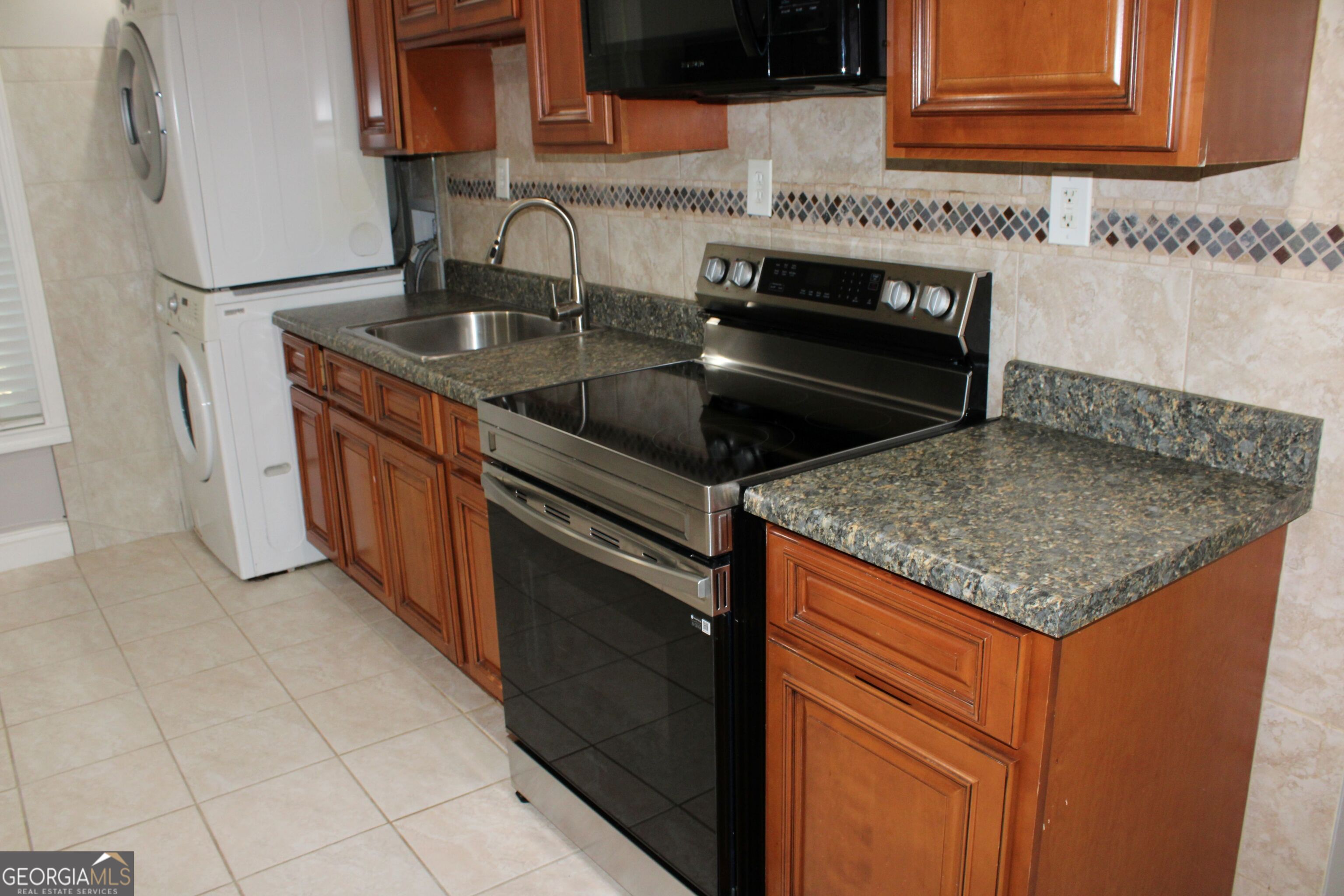 2115 Julien Overlook Conyers GA 30012