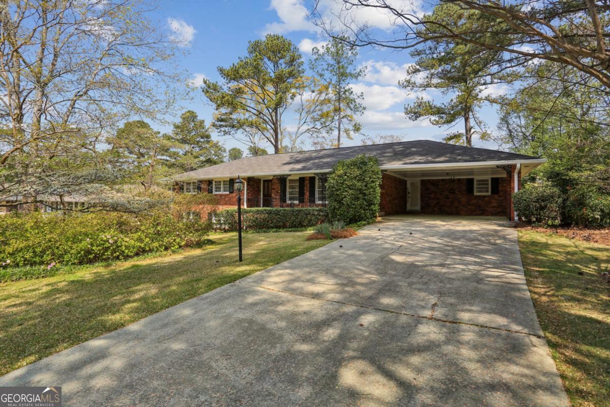 2888 Bonanza Drive Decatur GA 30033