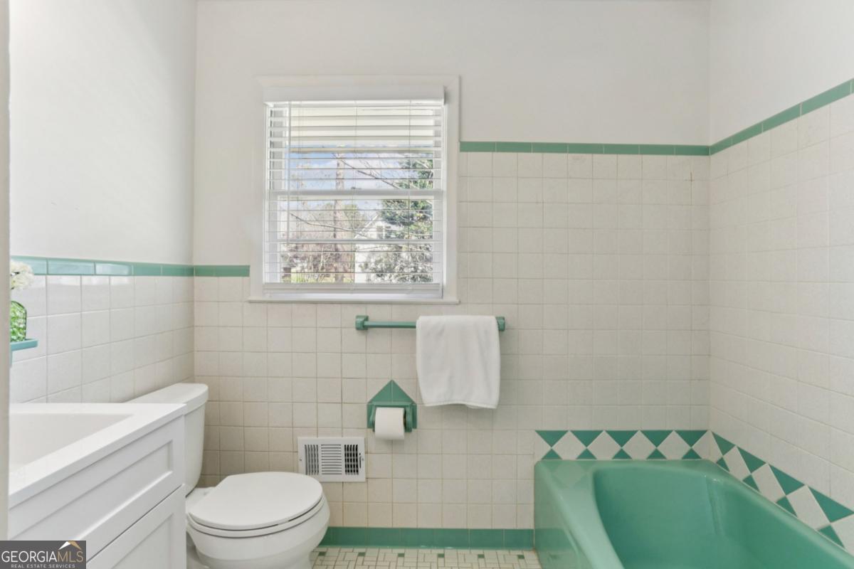 2888 Bonanza Drive Decatur GA 30033