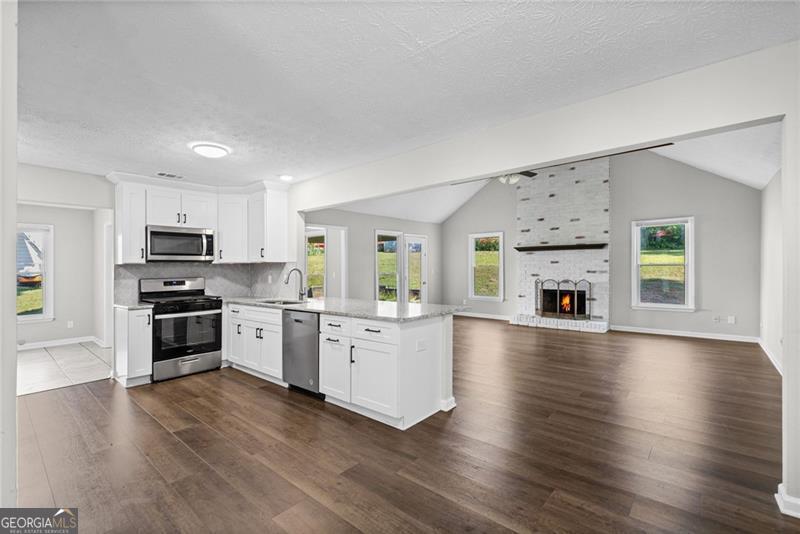 1194 Meadow Oaks Drive NW Acworth GA 30102