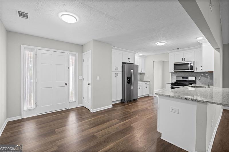 1194 Meadow Oaks Drive NW Acworth GA 30102