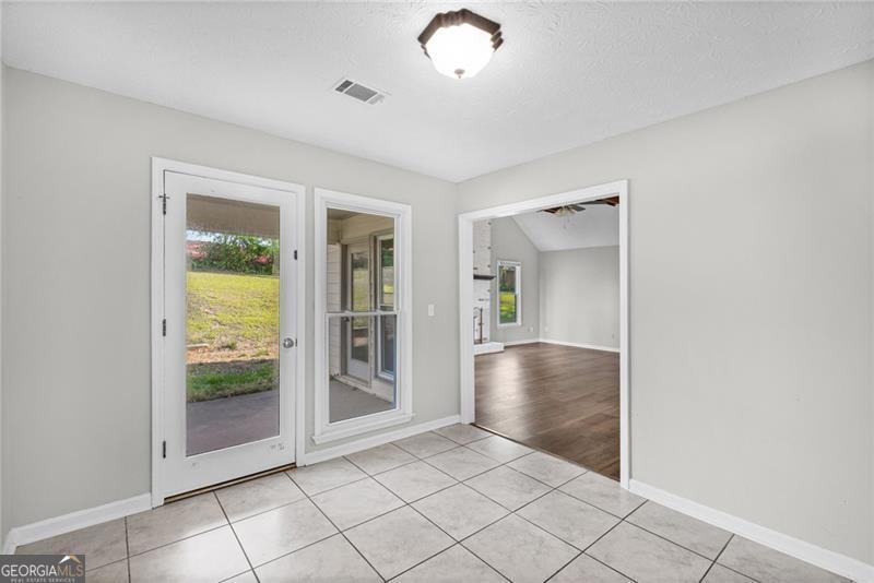 1194 Meadow Oaks Drive NW Acworth GA 30102