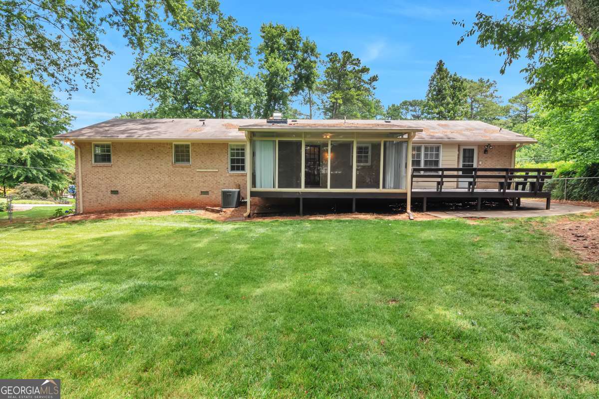 759 Glen Circle Lawrenceville GA 30044
