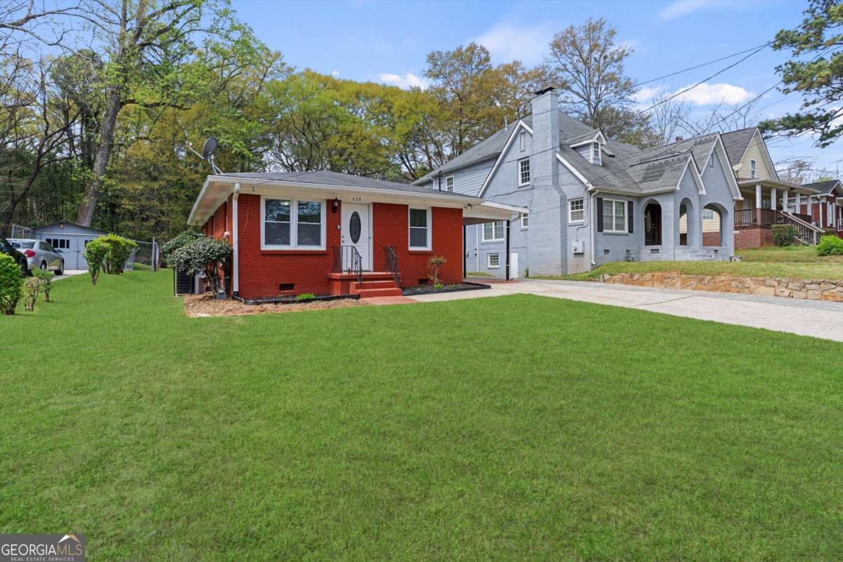 628 S Evelyn Place NW Atlanta GA 30318