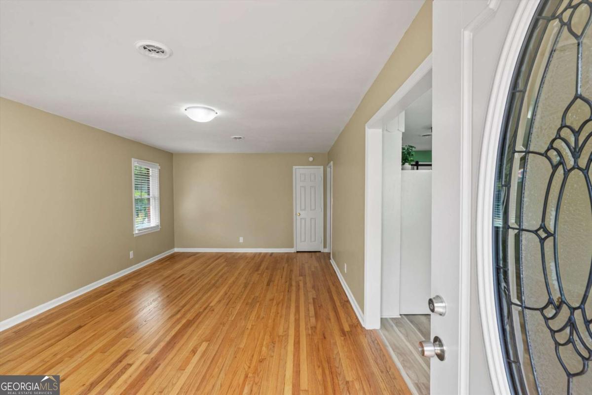 628 S Evelyn Place NW Atlanta GA 30318