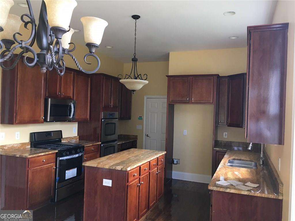 5575 Toccoa Drive Douglasville GA 30135