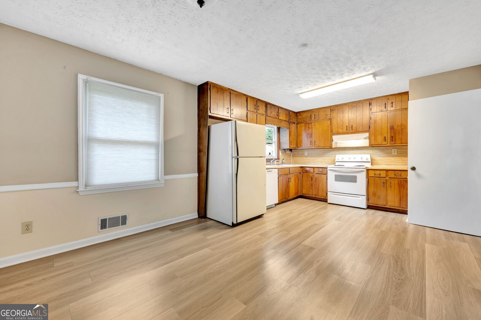 905 Rambling Rose Court NW Conyers GA 30012