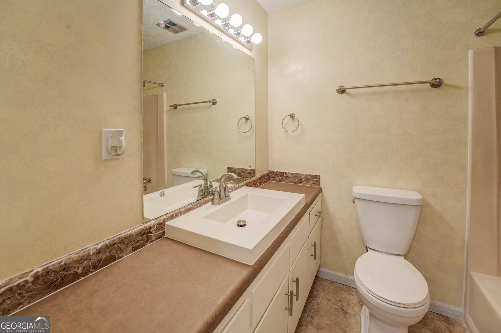 905 Rambling Rose Court NW Conyers GA 30012