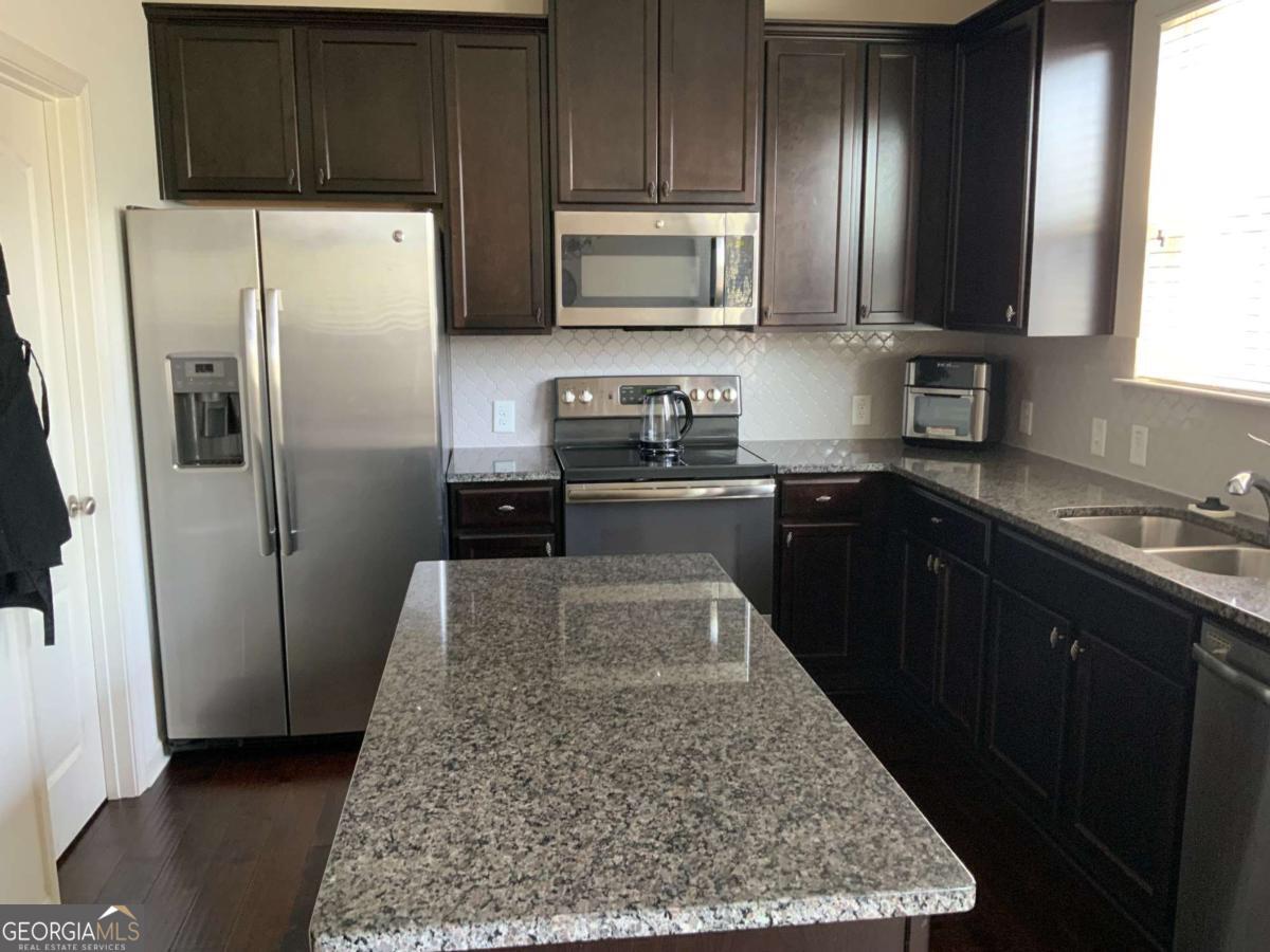 3421 Open Fields Drive Snellville GA 30078