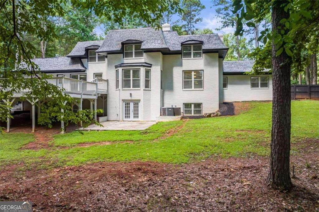 2023 Stoneleigh Drive Stone Mountain GA 30087