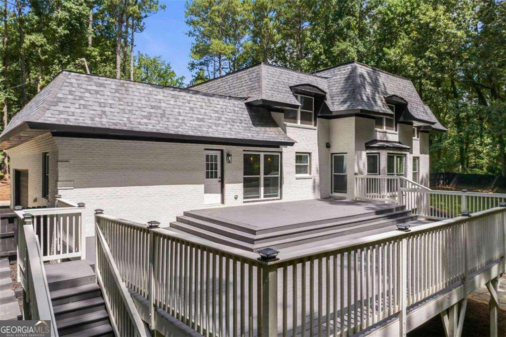 2023 Stoneleigh Drive Stone Mountain GA 30087