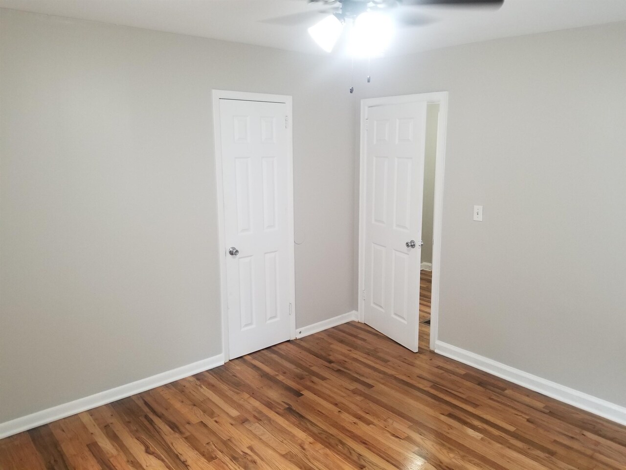 2467 Calvin Avenue East Point GA 30344
