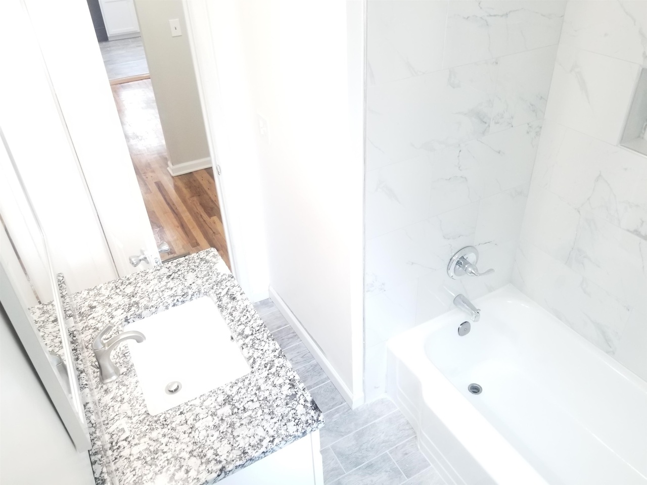 2467 Calvin Avenue East Point GA 30344