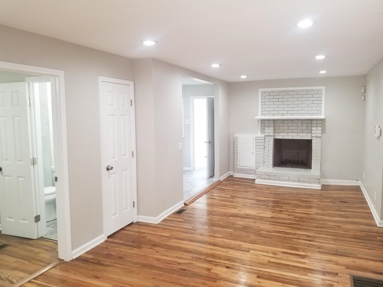 2467 Calvin Avenue East Point GA 30344
