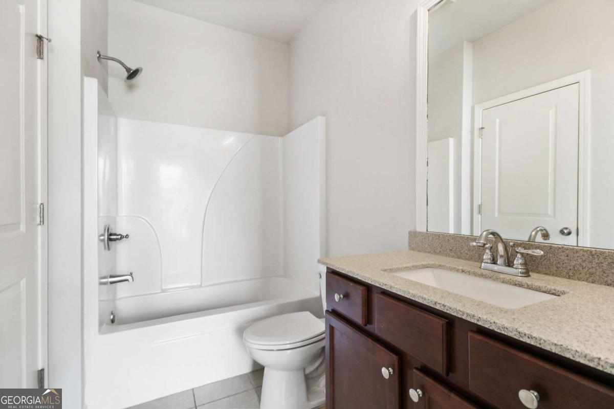 5090 Breezewood Circle Alpharetta GA 30004