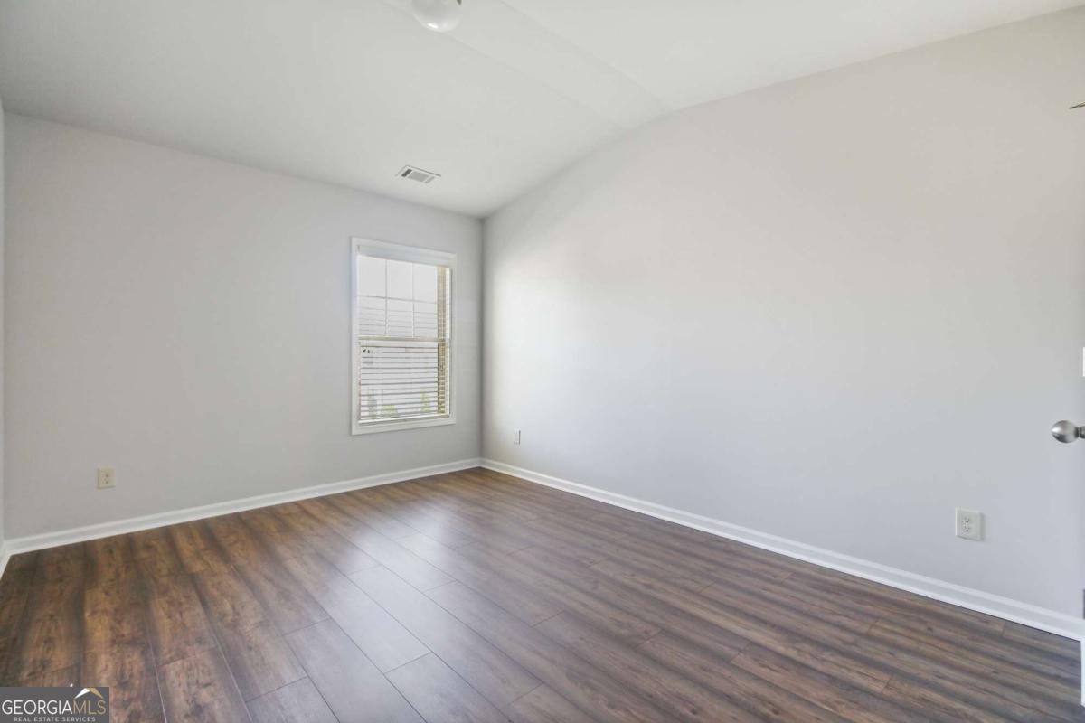5090 Breezewood Circle Alpharetta GA 30004
