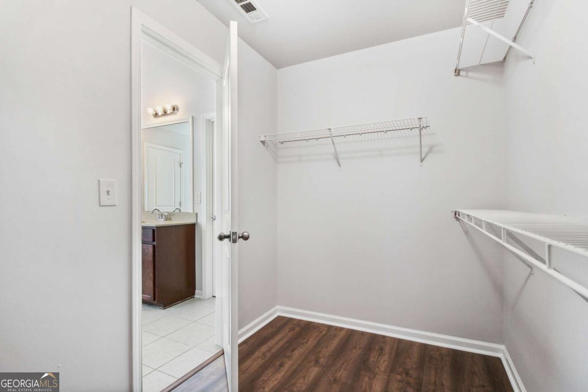 5090 Breezewood Circle Alpharetta GA 30004