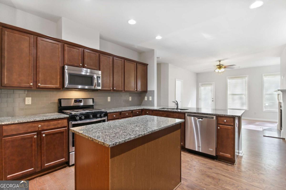 5090 Breezewood Circle Alpharetta GA 30004