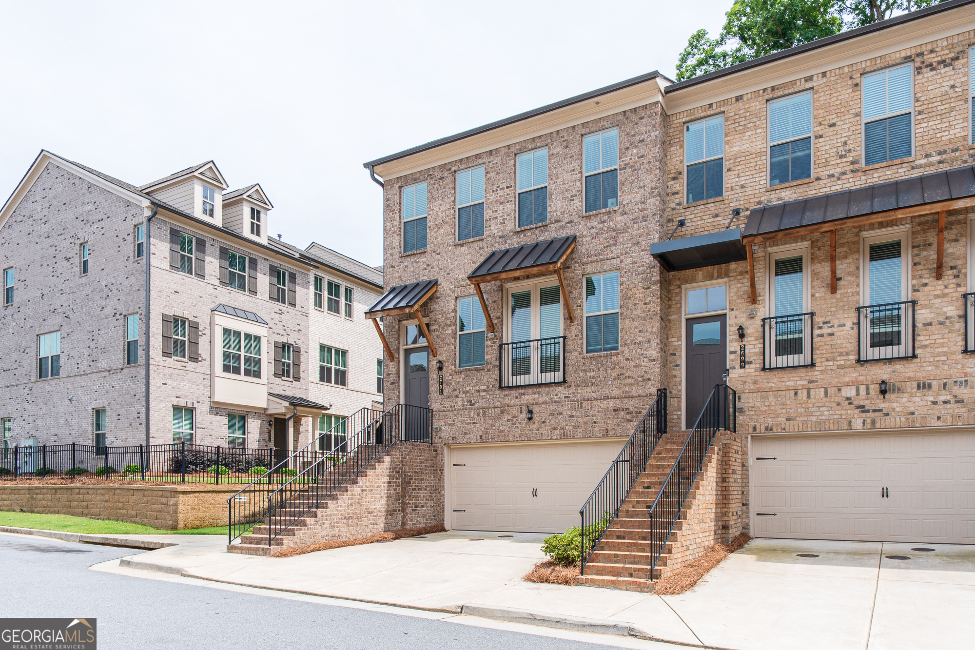 2701 Cedar Pine Way Doraville GA 30360