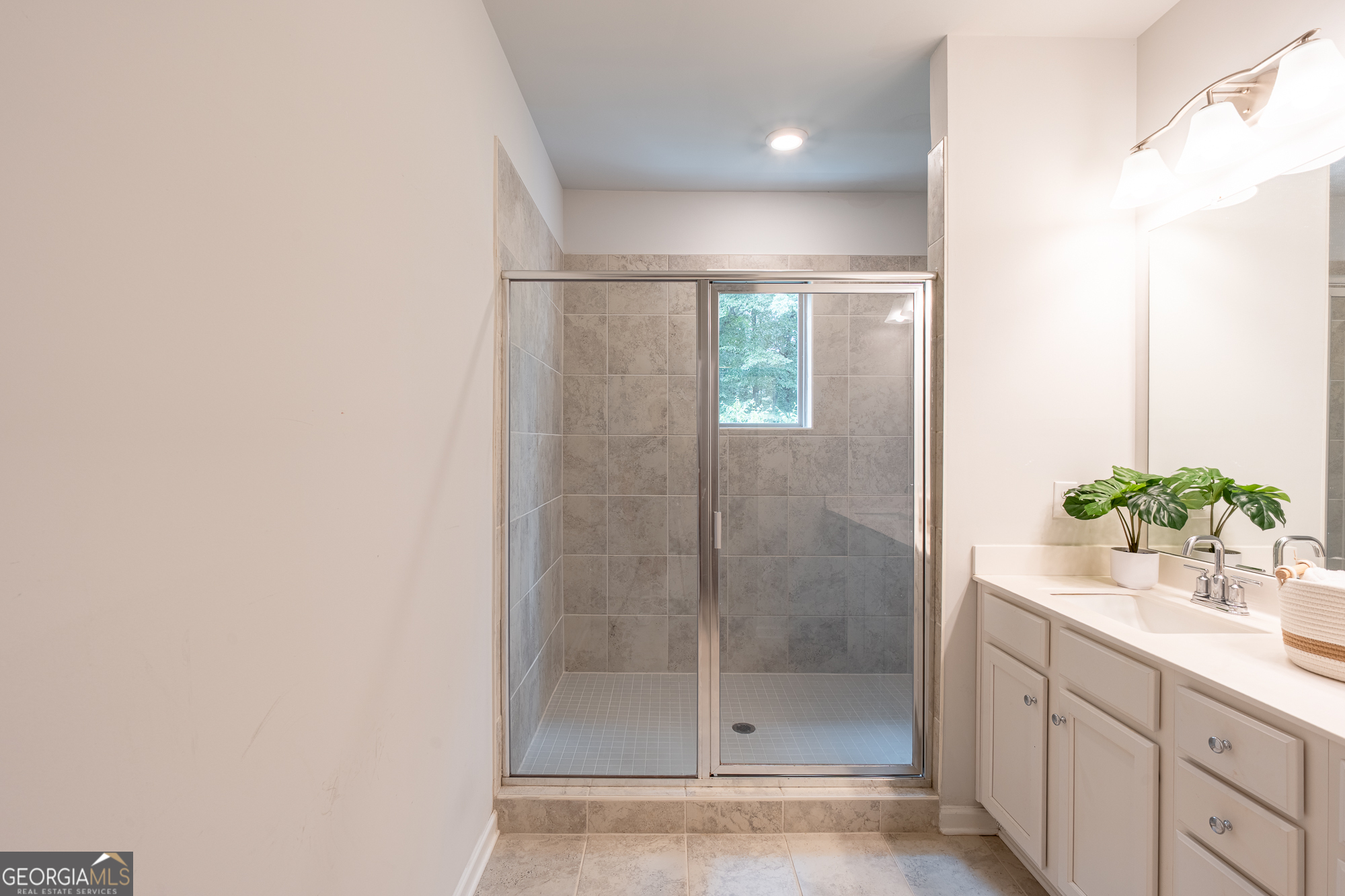 2701 Cedar Pine Way Doraville GA 30360