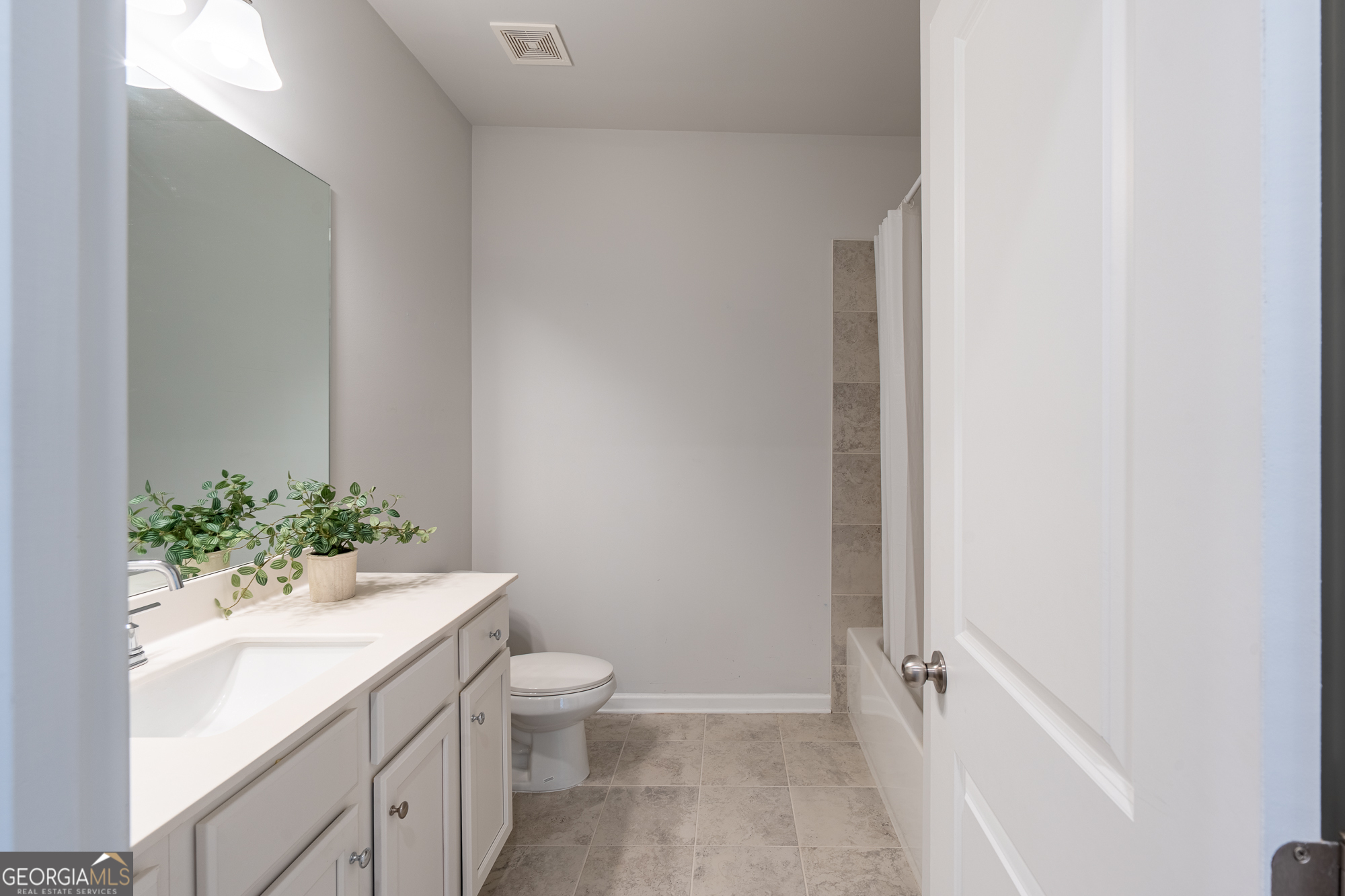 2701 Cedar Pine Way Doraville GA 30360
