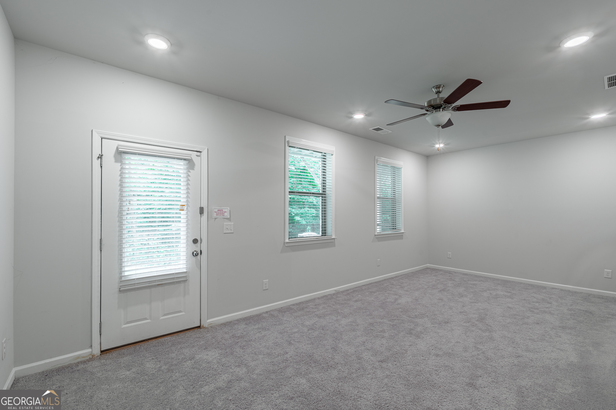 2701 Cedar Pine Way Doraville GA 30360
