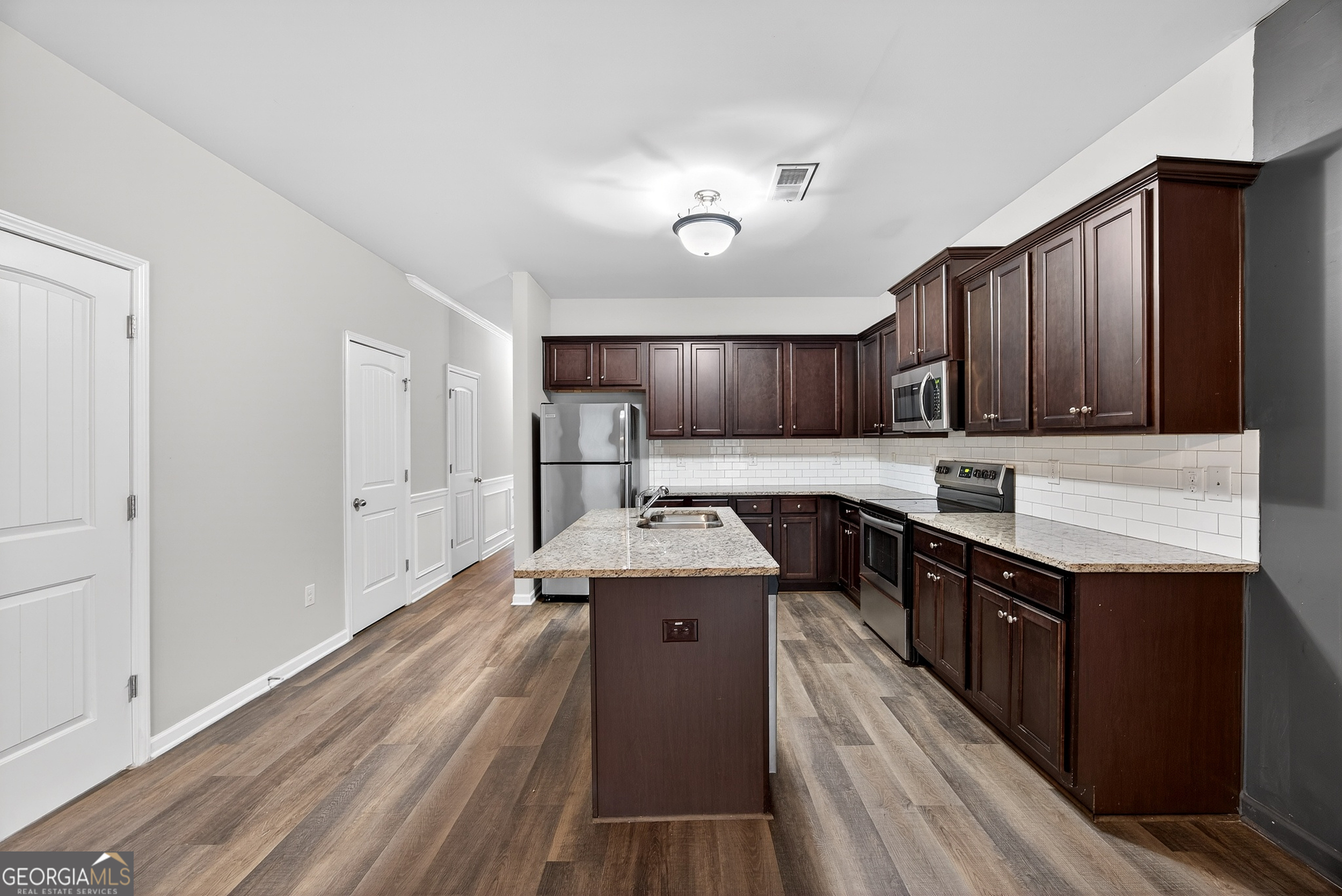 4497 Ravenwood Drive Union City GA 30291