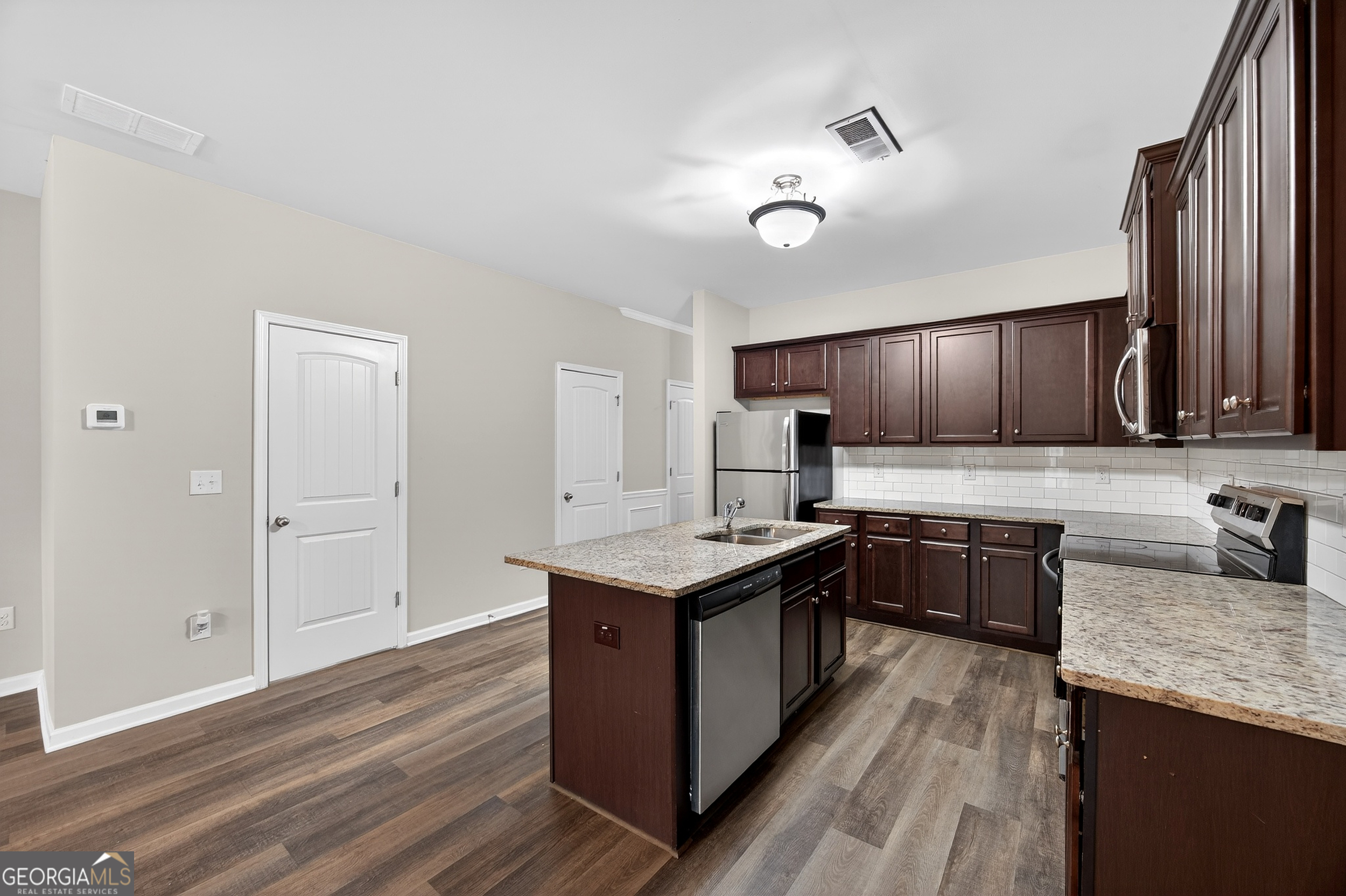 4497 Ravenwood Drive Union City GA 30291