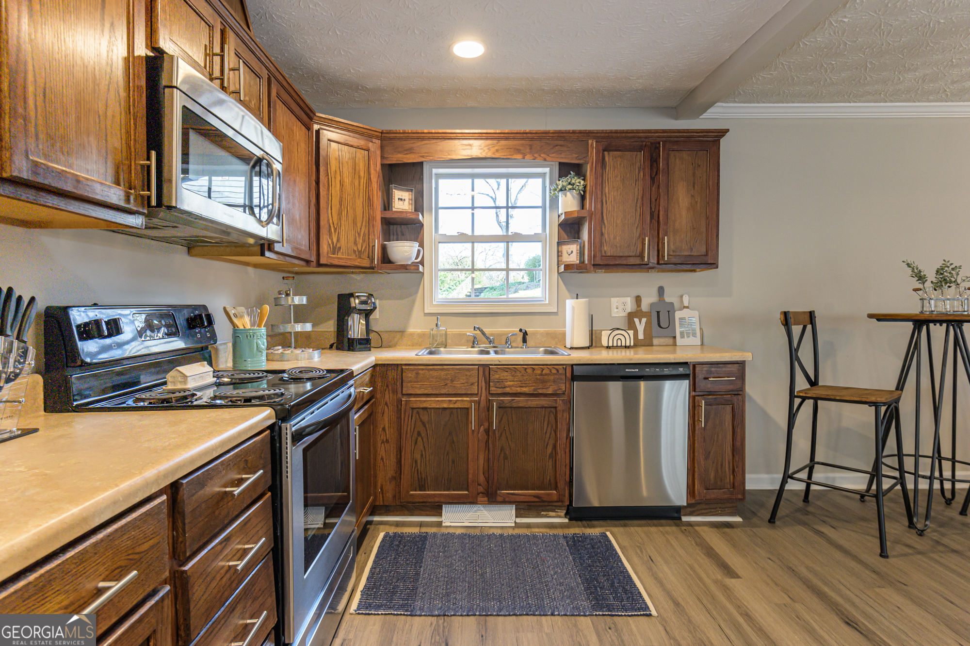 196 Etowah Drive Cartersville GA 30120