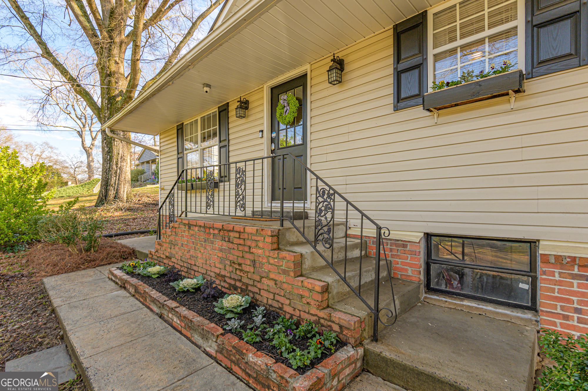 196 Etowah Drive Cartersville GA 30120