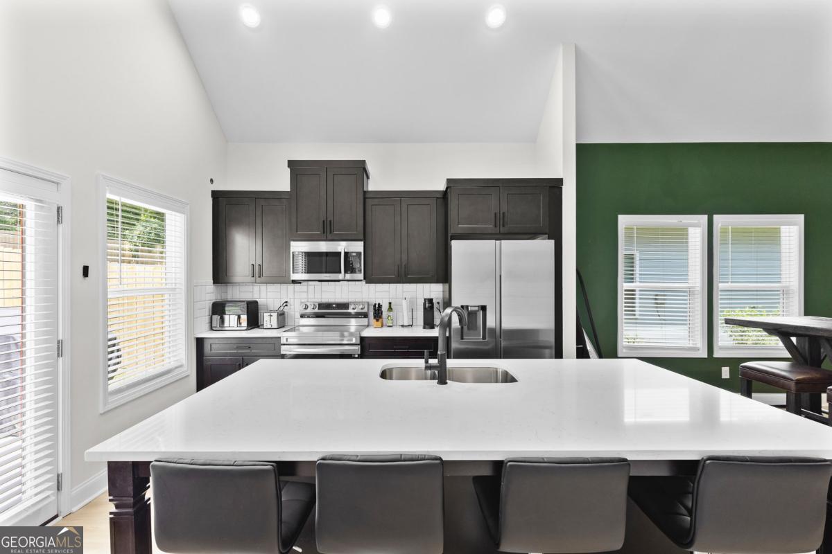 624 Robert Street NW Atlanta GA 30318