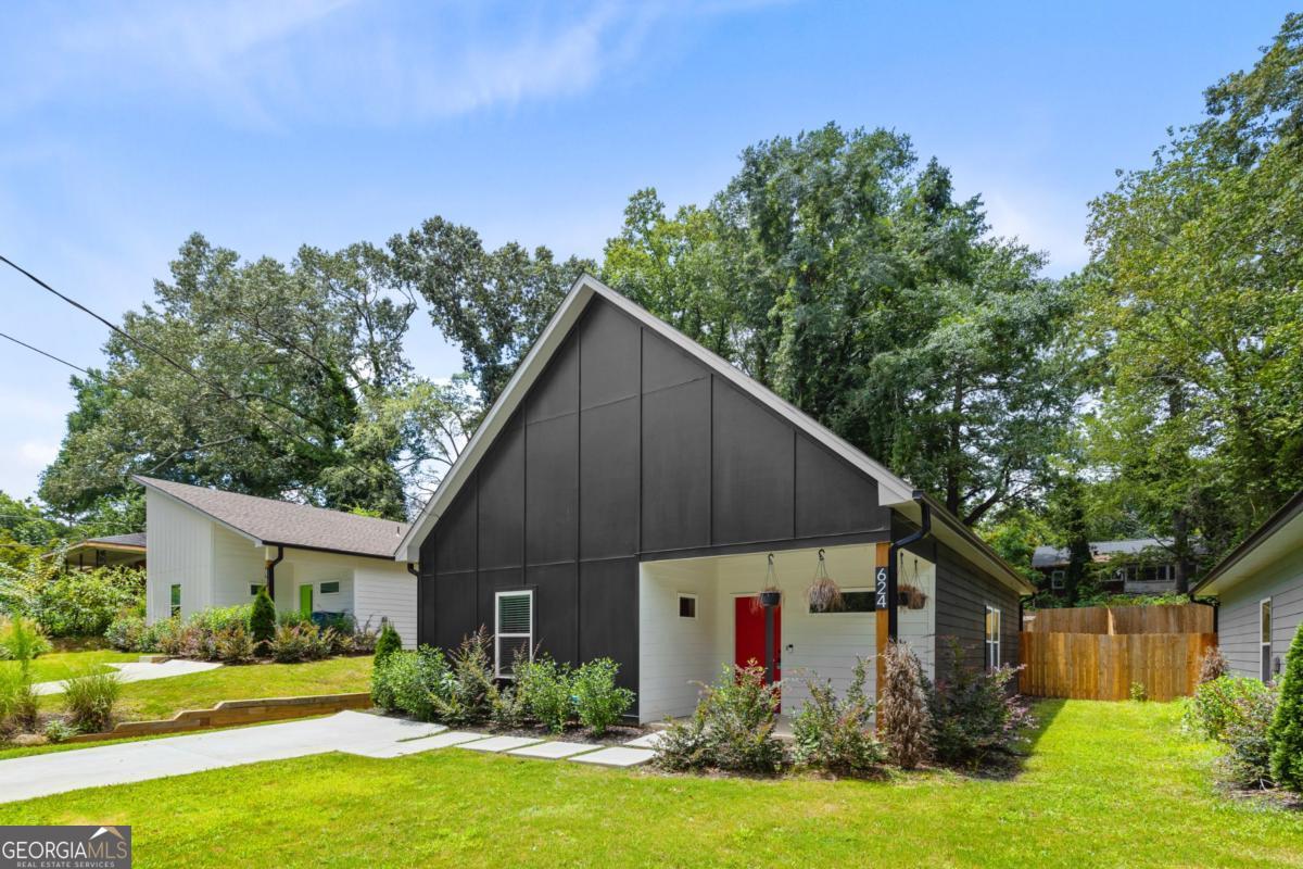 624 Robert Street NW Atlanta GA 30318