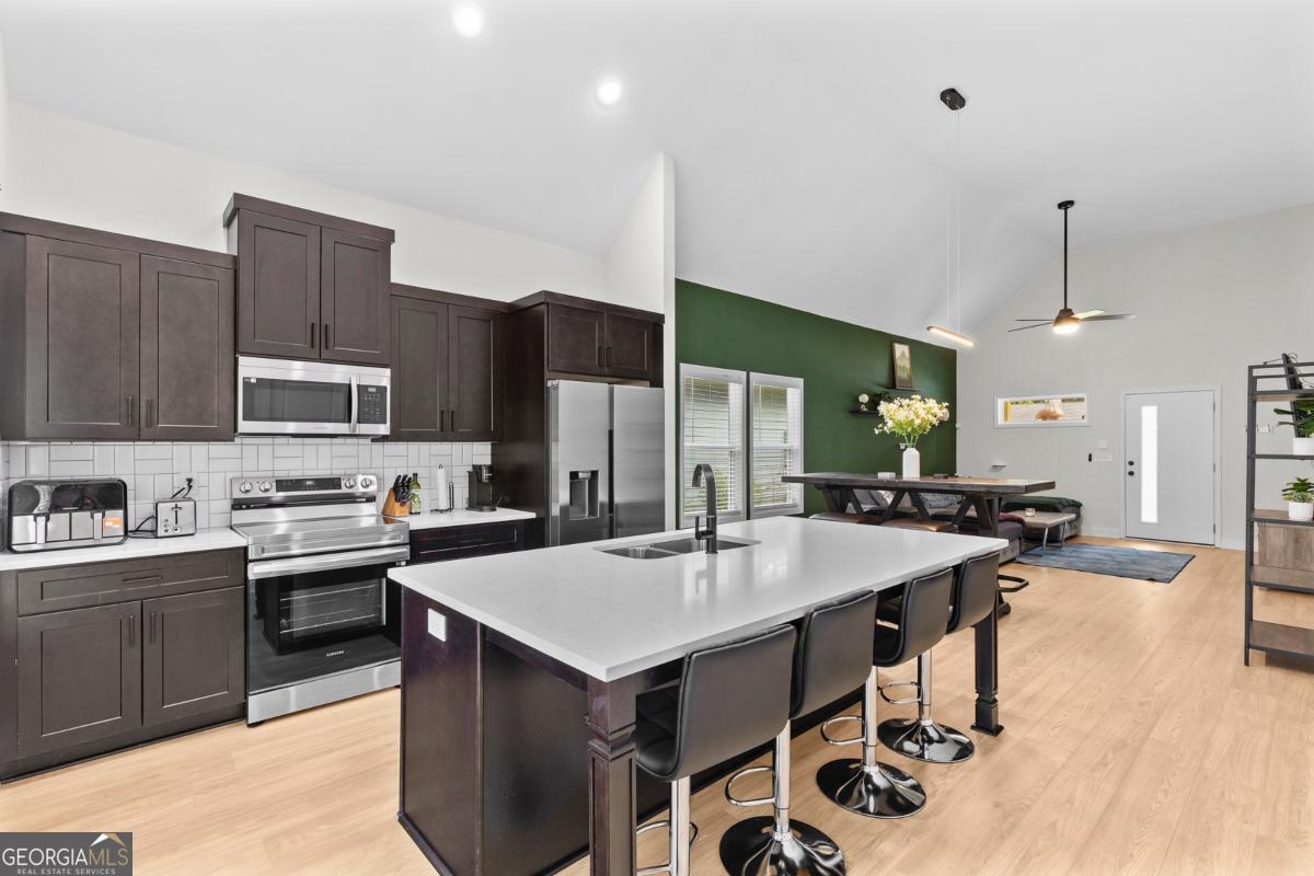 624 Robert Street NW Atlanta GA 30318