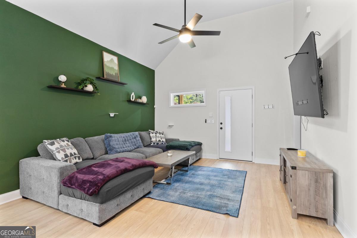 624 Robert Street NW Atlanta GA 30318