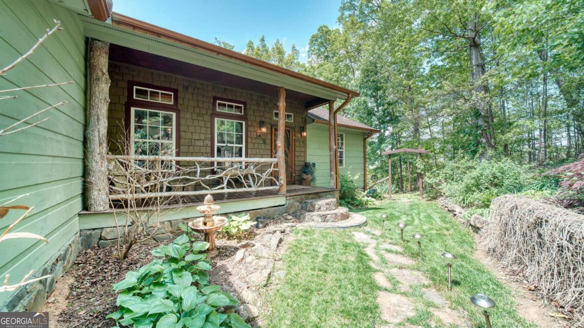 911 Summit Way Blairsville GA 30512