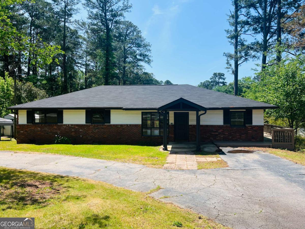 203 S Chilton Crescent Lagrange GA 30240