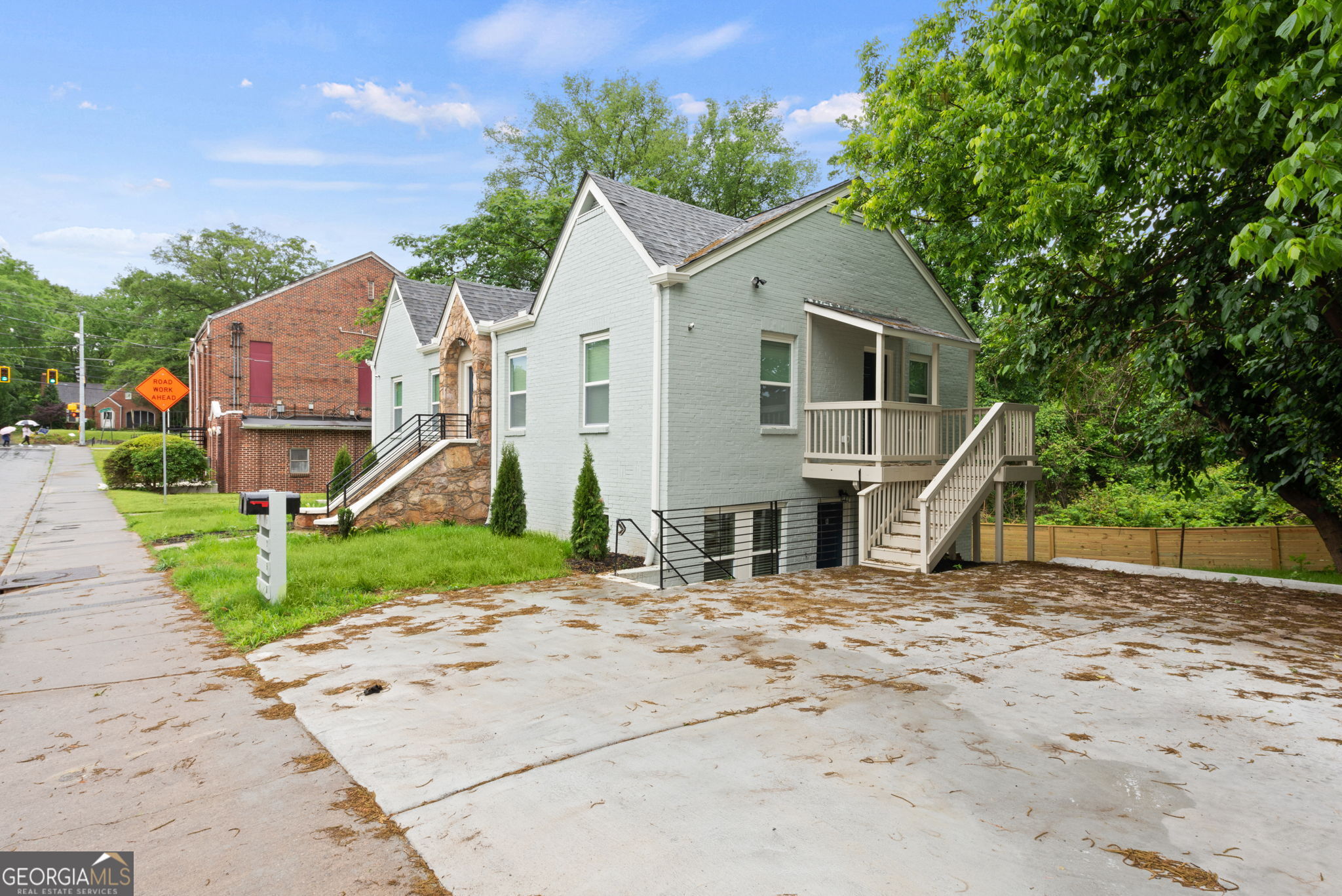 636 Francis Place NW Atlanta GA 30318