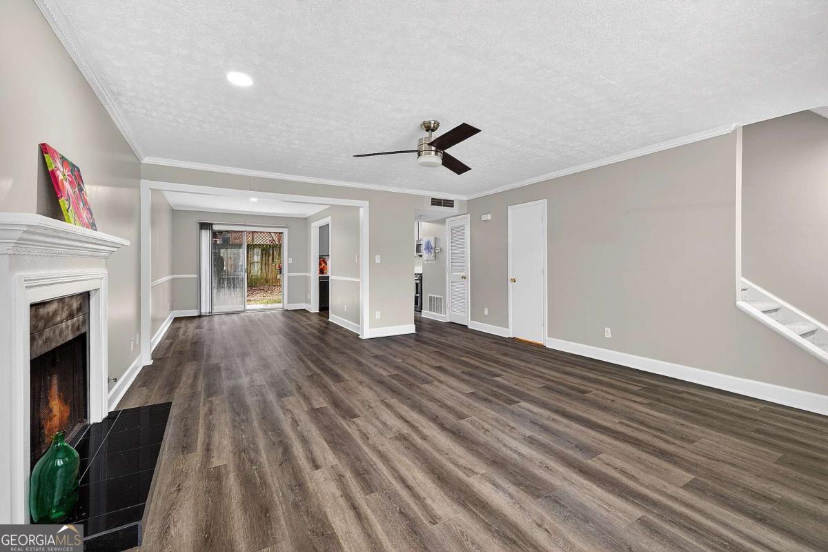 679 Anderson Walk Marietta GA 30062
