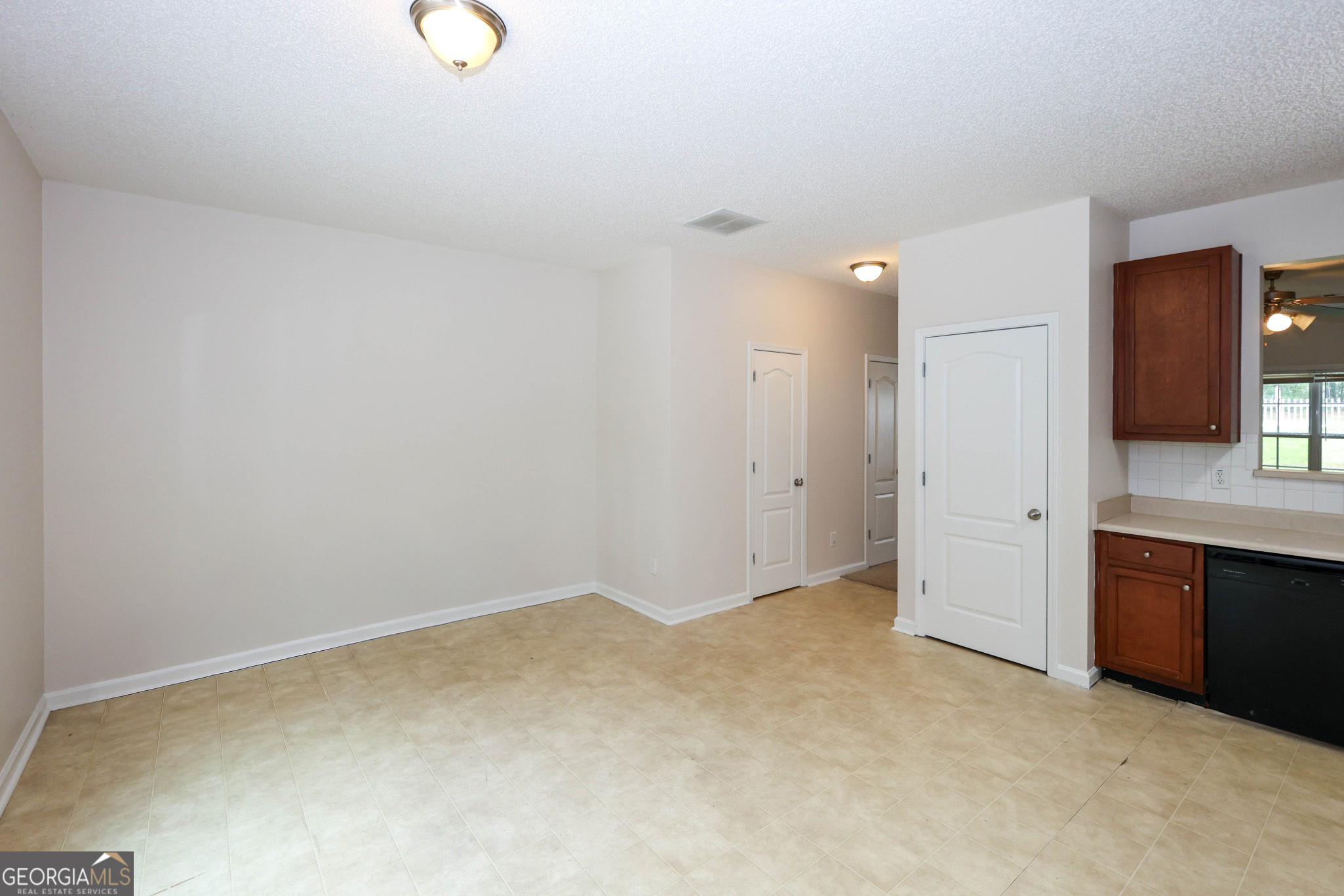 7705 Commerce Court Riverdale GA 30296