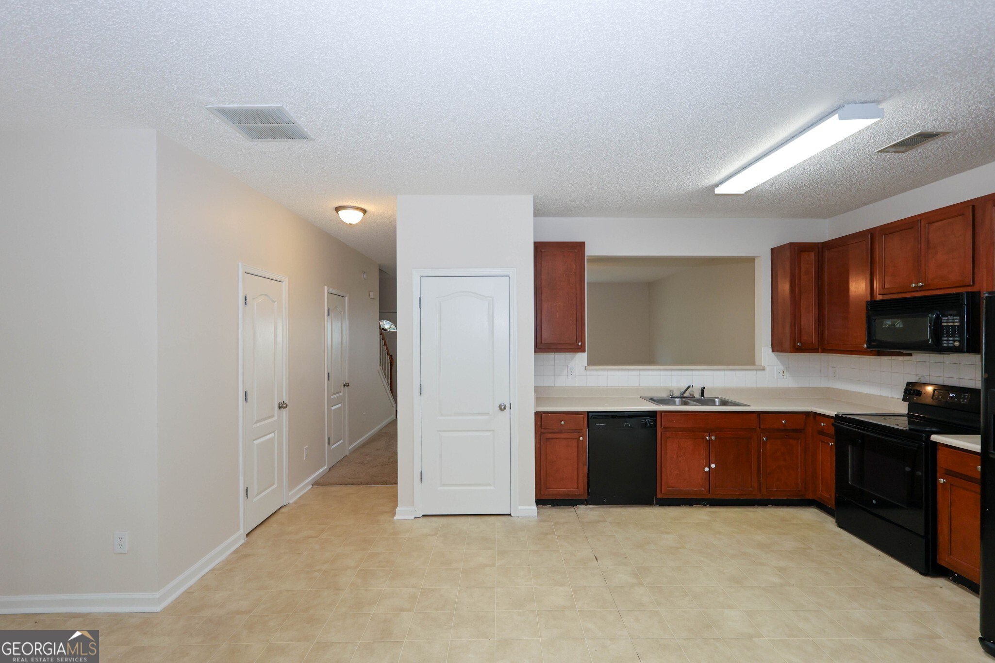 7705 Commerce Court Riverdale GA 30296