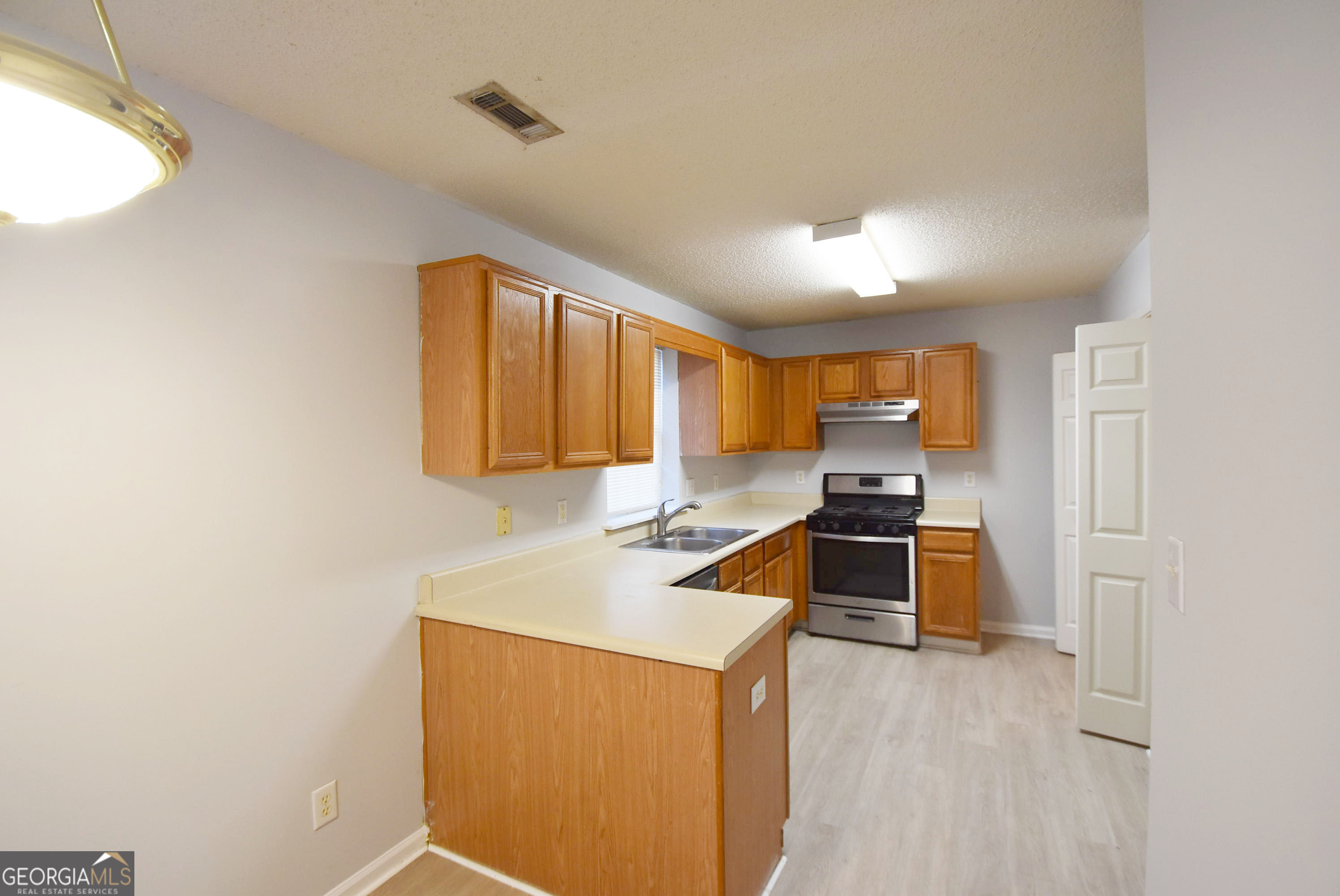 147 S Fairfield Drive Peachtree City GA 30269