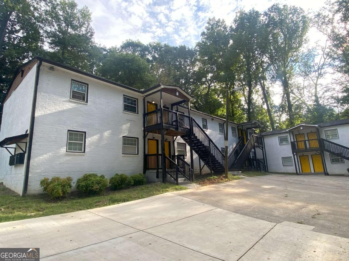 399 Holly Street NW Atlanta GA 30318