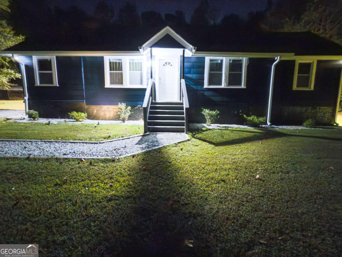 6557 Woodrow Road Lithonia GA 30038