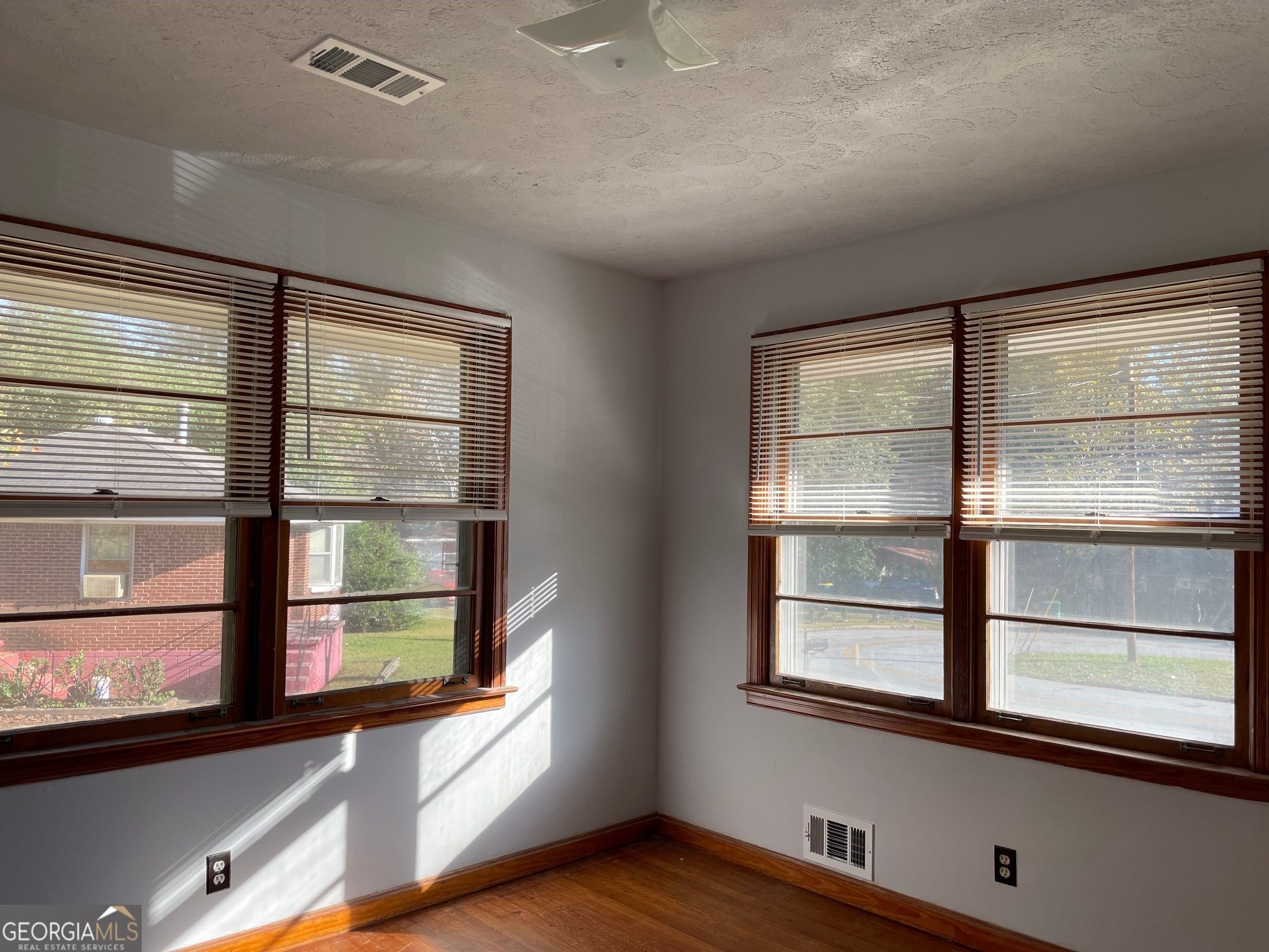 4243 Ervin Circle Forest Park GA 30297