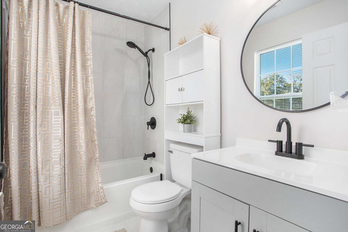 5656 La Fleur Trail Stonecrest GA 30038