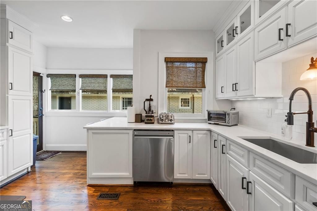663 Yorkshire Road NE Atlanta GA 30306