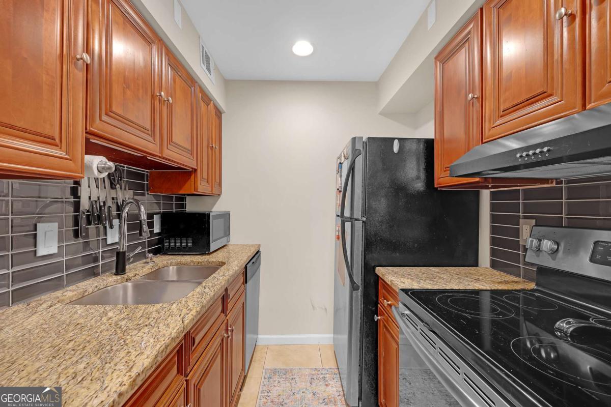118 Lablanc Way NW Atlanta GA 30327