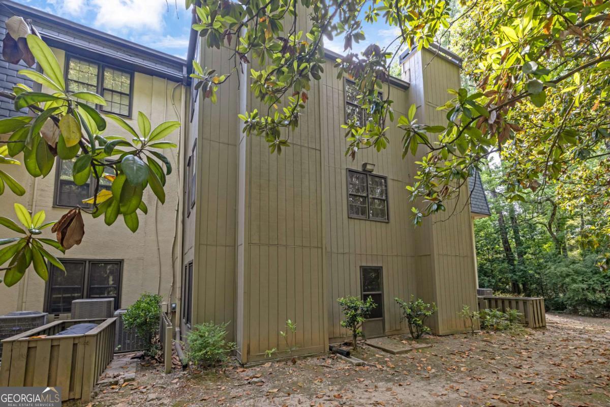 118 Lablanc Way NW Atlanta GA 30327
