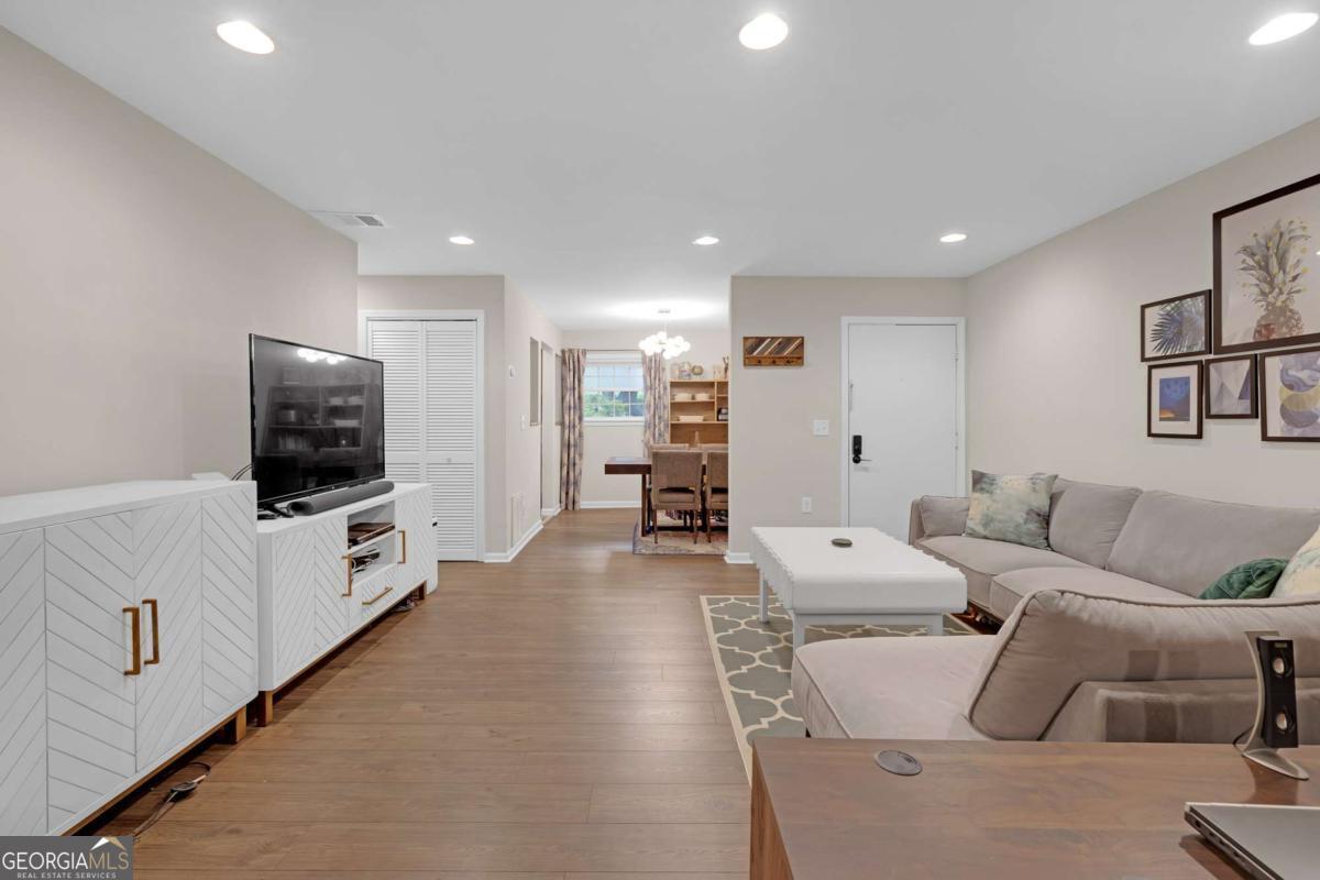 118 Lablanc Way NW Atlanta GA 30327