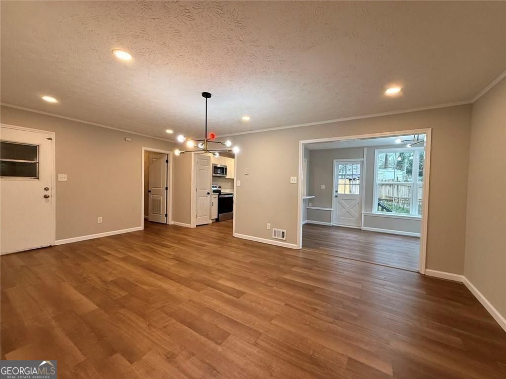 1055 Pinecrest Drive Forest Park GA 30297